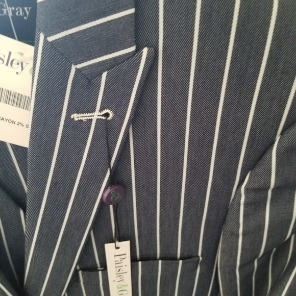 Paisley&Gray Slim Fit Suit with Vest - Picture 2 of 2